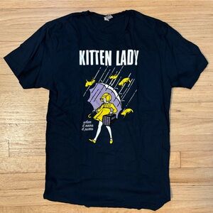 Kitten Lady Graphic T-Shirt | Size Small